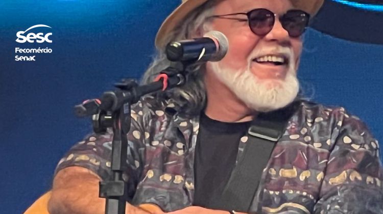 Pádua apresenta show acústico em formato voz e violão