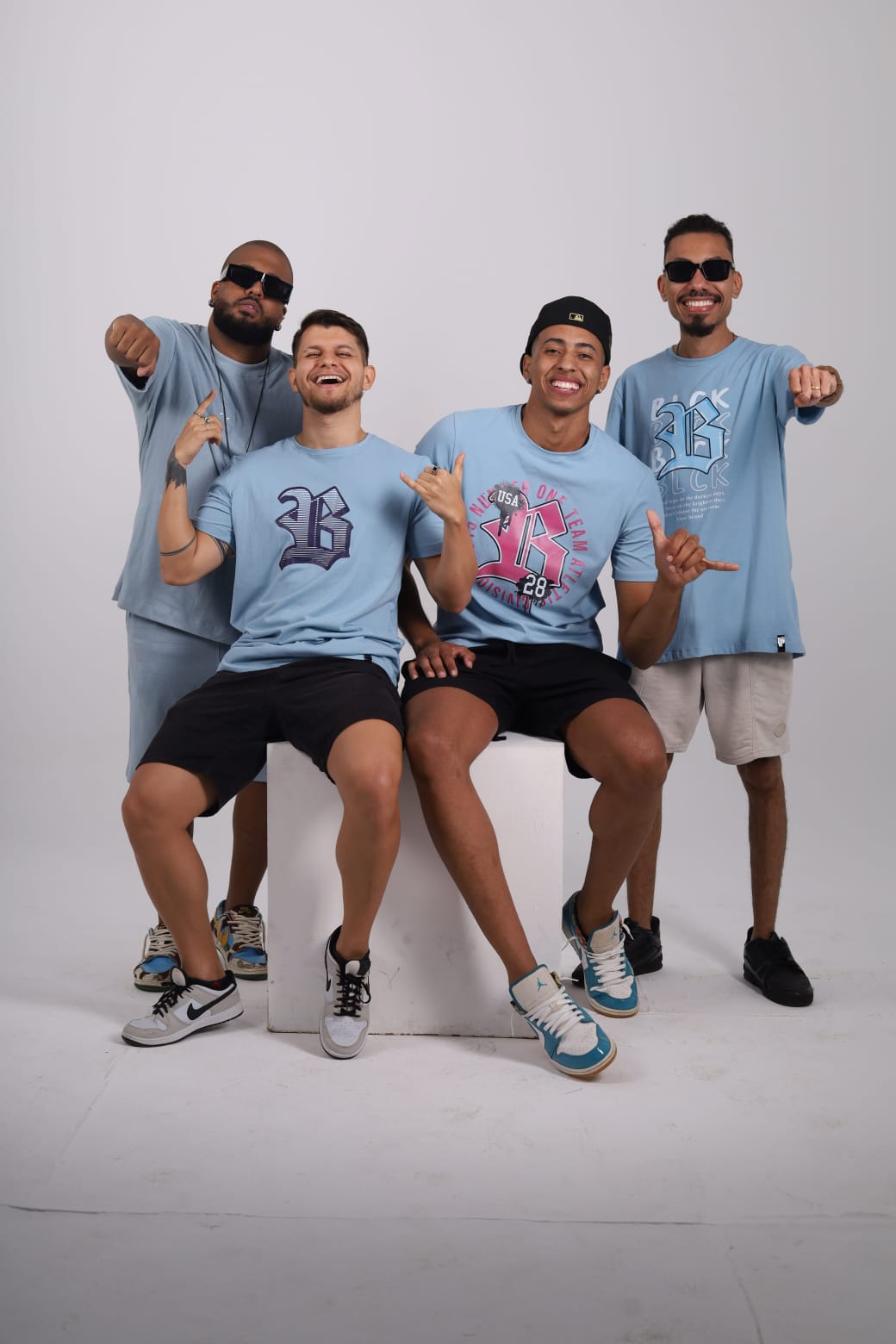 Grupo Naquele Pike leva muito pagode e animação ao Sesc Jataí