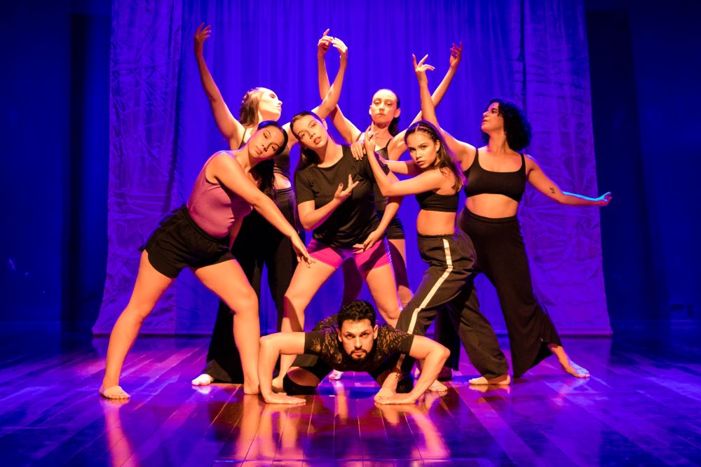 Espetáculo ‘Encaixes’ com Plié Estúdio de Dança